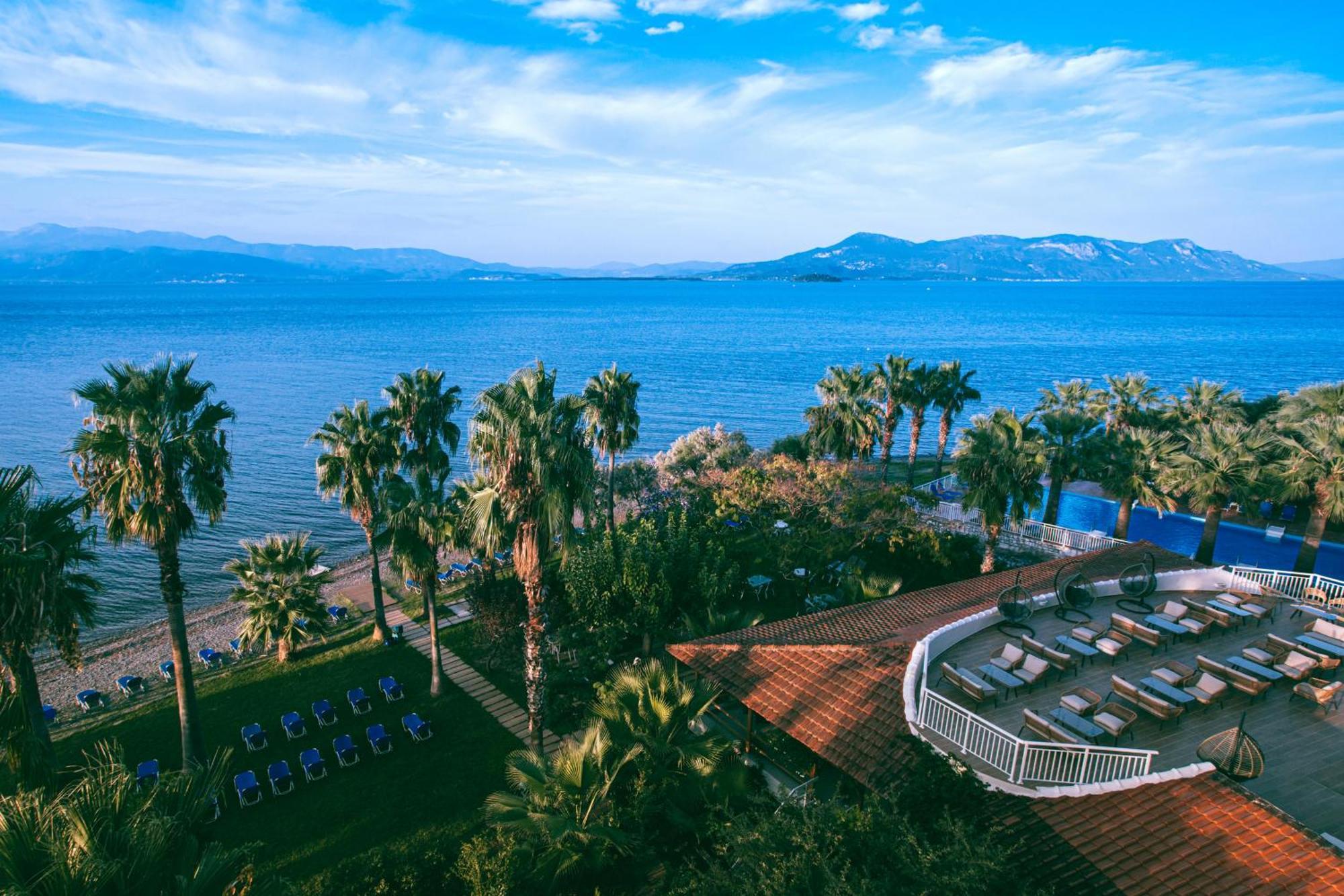 Sissy Hotel Kamena Vourla